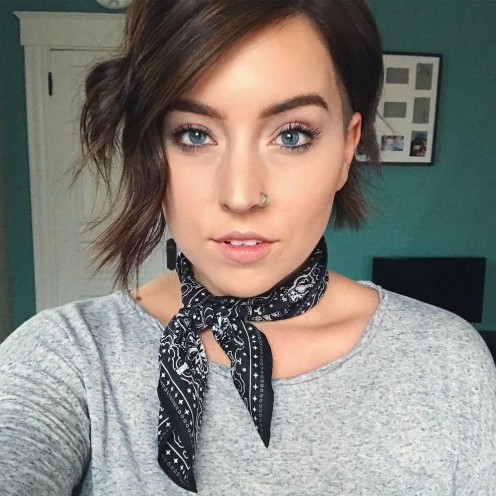 Meet your Posher, Gabrielle